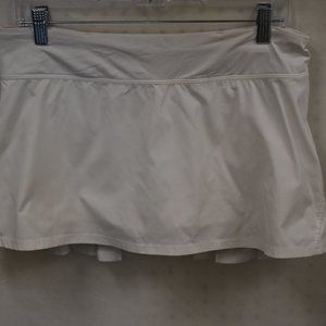 LuluLemon Pace Setter White Skort Size 8 Reg